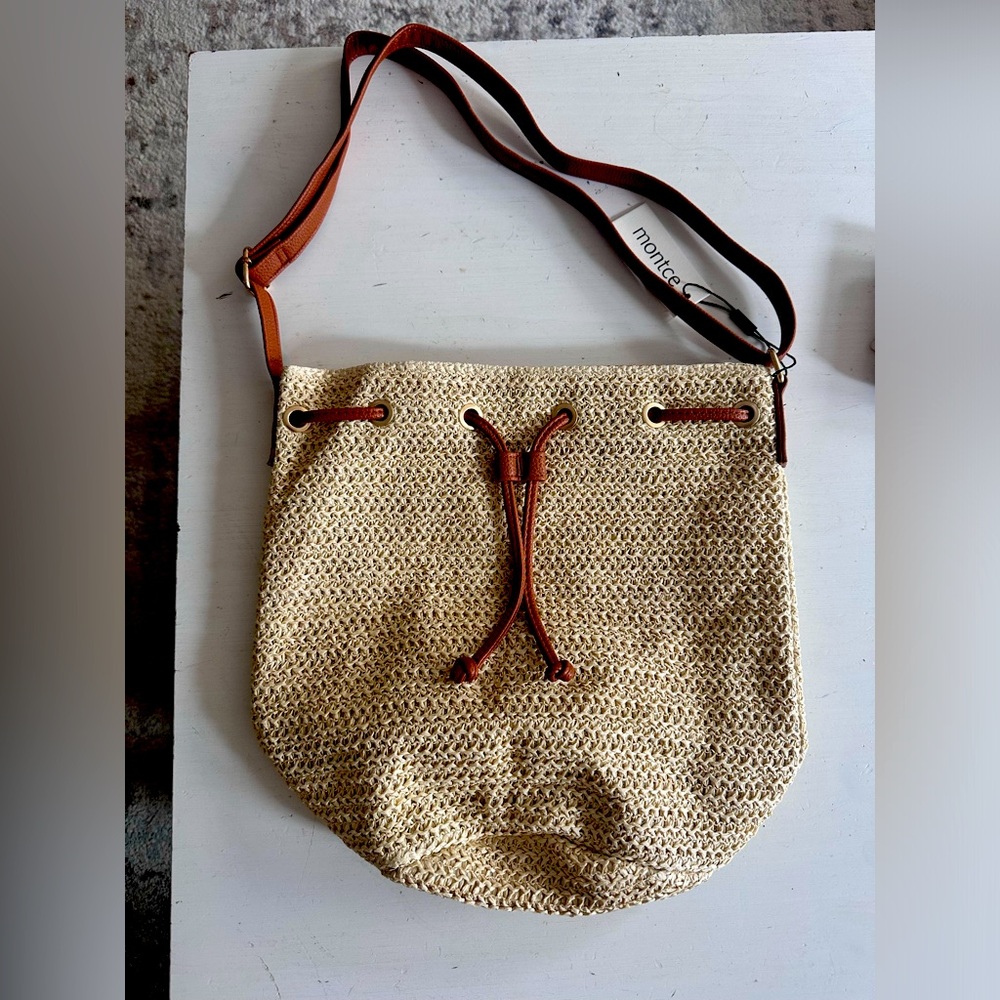 Montce bucket bag